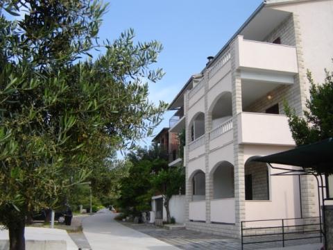 Apartments Ursic Mb Brela Esterno foto
